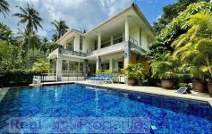 Spacious Stand-Alone 3-Bed Garden Pool Villa, Maenam